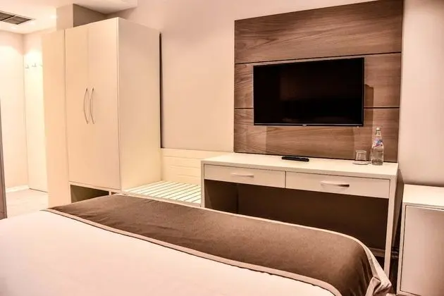 Superior Tek Büyük veya İki Ayrı Yataklı Oda, 1 Yatak Odası, Balkon, Şehir Manzaralı