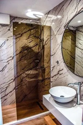 Superior Tek Büyük veya İki Ayrı Yataklı Oda, 1 Yatak Odası, Balkon, Şehir Manzaralı