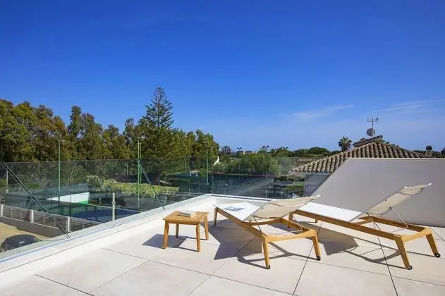 Panoramic Tek Büyük Yataklı Oda