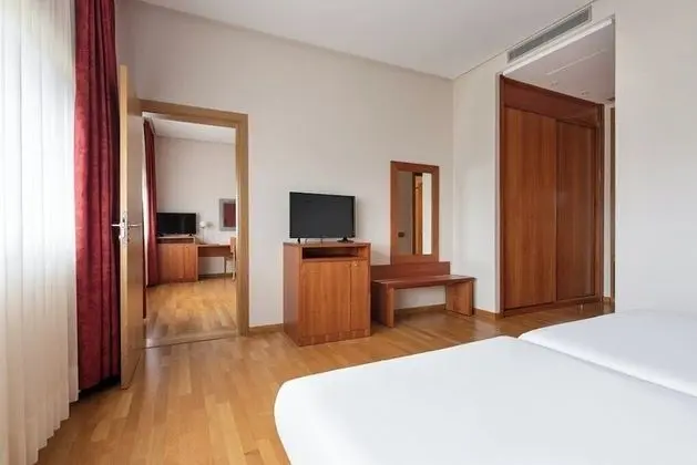 Deluxe Tek Büyük Yataklı Oda (Comunicada)