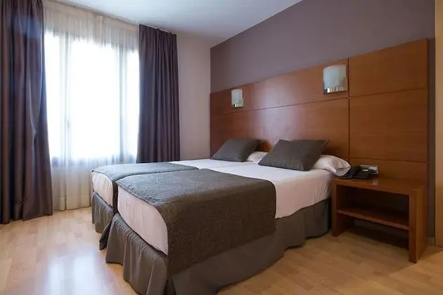 İki Ayrı Yataklı Oda