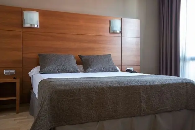 Tek Büyük Yataklı Oda, Balkon