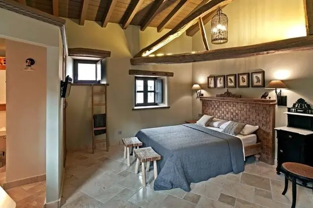 Tek Büyük veya İki Ayrı Yataklı Oda