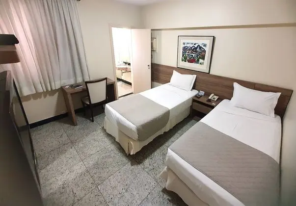 Quarto Twin Standard