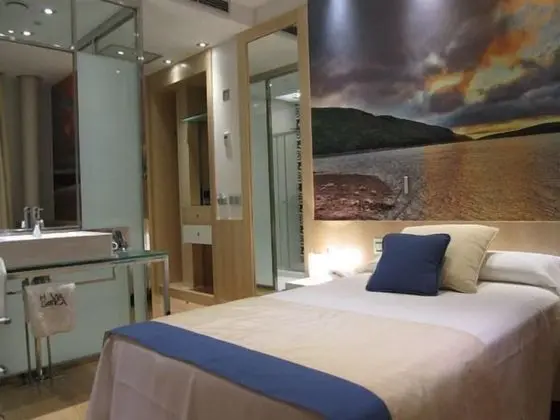 Tek Kişilik Oda, 1 Tek Kişilik Yatak