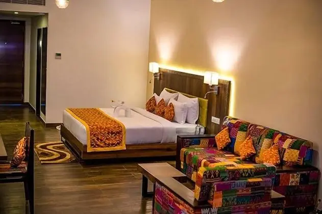 Super Deluxe Room with Plunge Pool