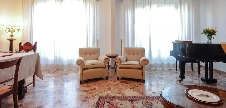 Apart Daire, Birden Çok Yatak, Sigara İçilmez