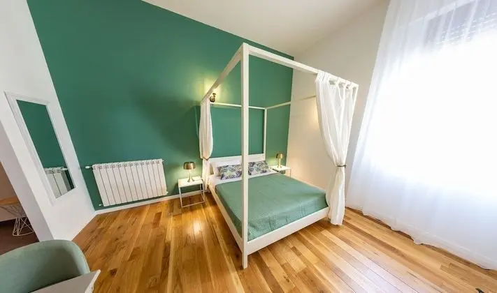 Tek Büyük Yataklı Oda, Şehir Manzaralı