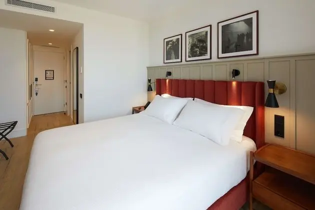 Deluxe Oda, 1 En Büyük (King) Boy Yatak, Balkon