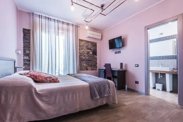 Tek Büyük Yataklı Oda (n.1 Granata)