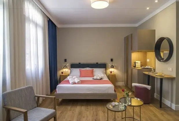 Deluxe Dört Kişilik Oda