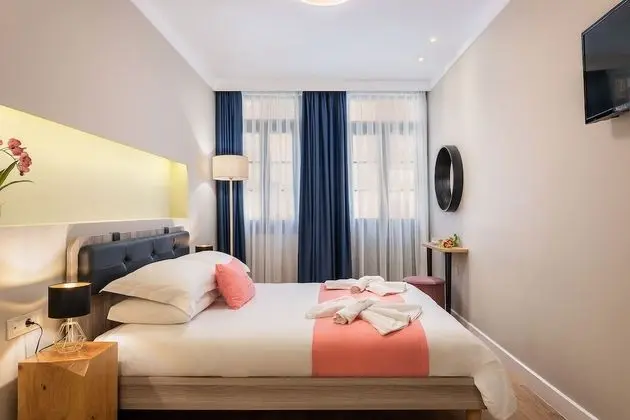 Deluxe Tek Büyük Yataklı Oda, Balkon