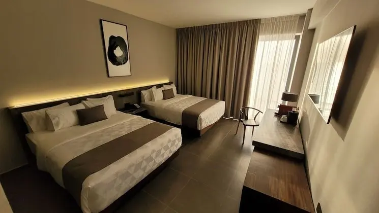 Deluxe Tek Büyük Yataklı Oda, 2 Çift Kişilik Yatak, Şehir Manzaralı
