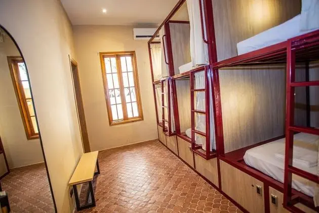 Ortak Ranzalı Oda, Karma Ranzalı Oda (5 Bunk Beds, 10 People)