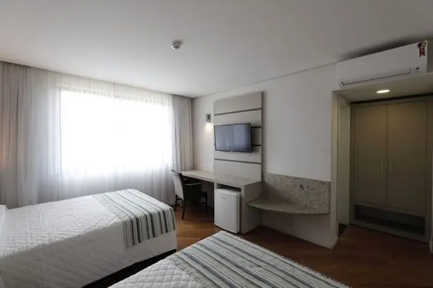 Quarto super Luxo com 2 camas de casal