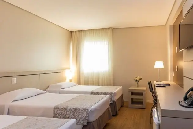 Quarto Superior Triplo com 3 camas