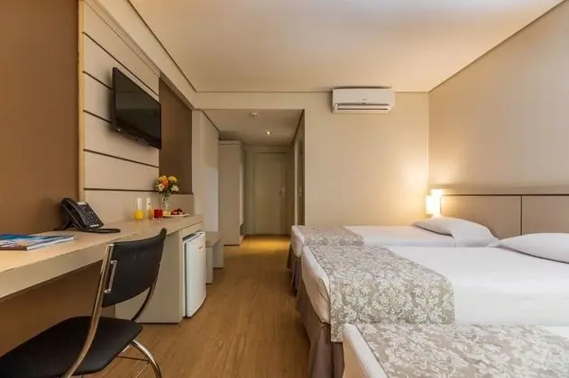 Quarto Superior Triplo com 3 camas