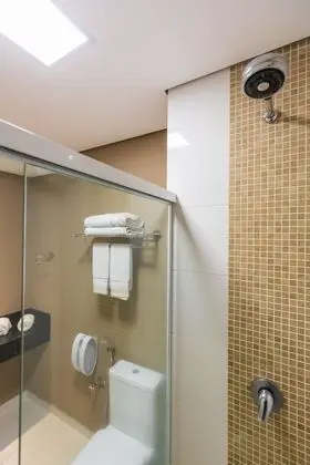 Quarto Superior Triplo com 3 camas