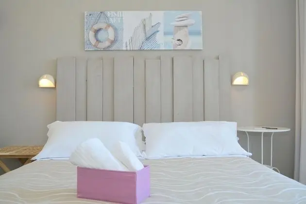 Standard Tek Büyük veya İki Ayrı Yataklı Oda, Balkon, Plaj Kenarı