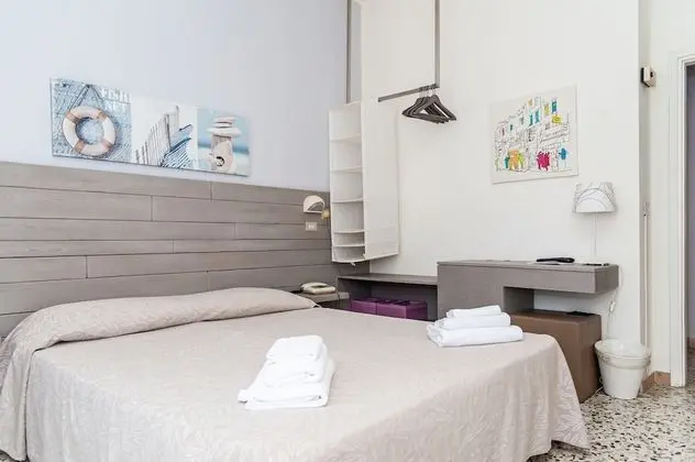 Standard Tek Büyük veya İki Ayrı Yataklı Oda, Balkon, Plaj Kenarı