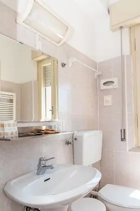Standard Tek Büyük veya İki Ayrı Yataklı Oda, Balkon, Plaj Kenarı