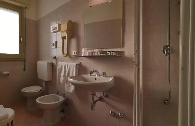 Standard Tek Büyük veya İki Ayrı Yataklı Oda, Balkon, Plaj Kenarı