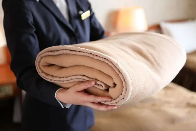 Üç Kişilik Oda, Sigara İçilebilir, Şehir Manzaralı (3 Semi-double Beds)