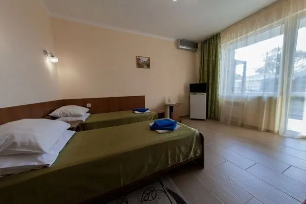 Standard Tek Büyük veya İki Ayrı Yataklı Oda, Balkon (Cottage #1-2)
