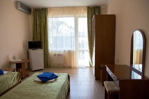 Standard Tek Büyük veya İki Ayrı Yataklı Oda, Balkon (Cottage #1-2)