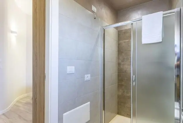 Üç Kişilik Oda, Balkon
