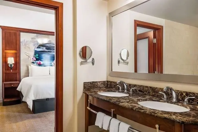Süit, 1 Yatak Odası, Sigara İçilmez, Balkon (1 King Bed, Hydrotherapy)