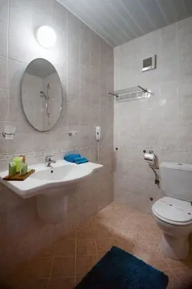 Tek Büyük veya İki Ayrı Yataklı Oda, Balkon