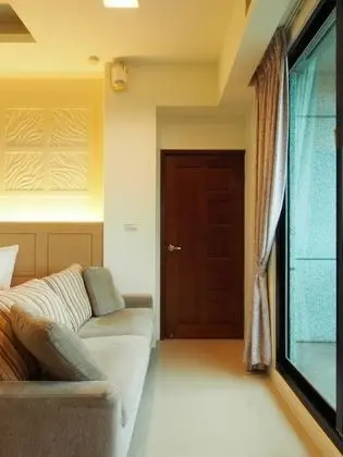 Tek Büyük Yataklı Oda, Balkon, Dağ Manzaralı
