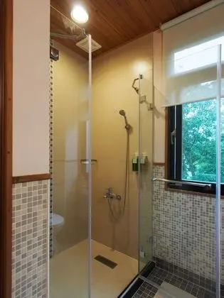 Tek Büyük Yataklı Oda, Balkon, Dağ Manzaralı