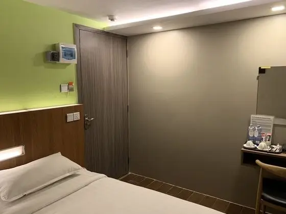 Economy Tek Büyük veya İki Ayrı Yataklı Oda