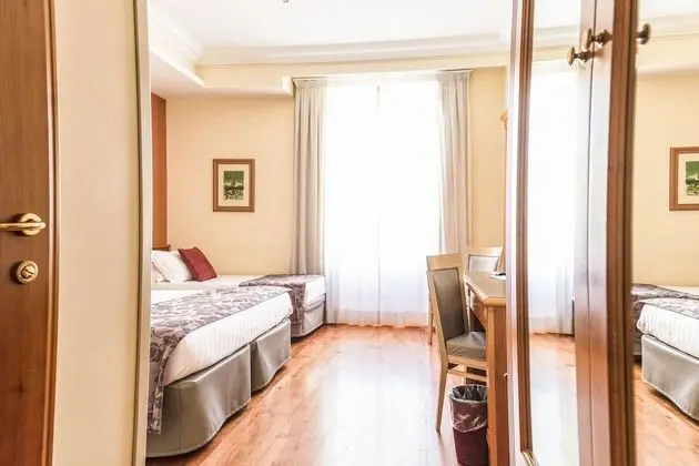 Deluxe Oda, Balkon, Şehir Manzaralı
