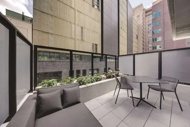 Tek Büyük veya İki Ayrı Yataklı Oda, Balkon
