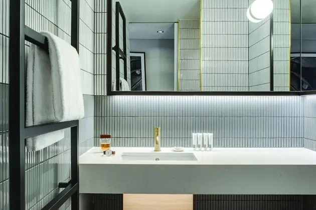 Tek Büyük veya İki Ayrı Yataklı Oda, Balkon