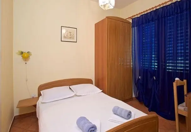 Apart Daire (Vibo - parking and barbecue - A5 Vink)