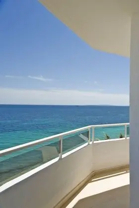 Tek Büyük Yataklı Oda, Kısmi Deniz Manzaralı