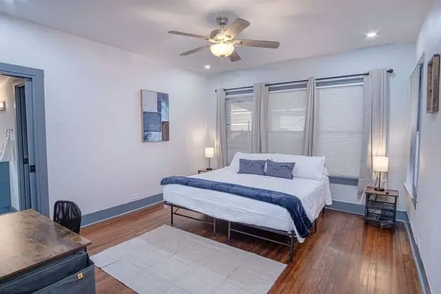 Ev (2 Bedrooms)