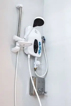Ortak Ranzalı Oda (1 Bed in 4 Beds Mixed )