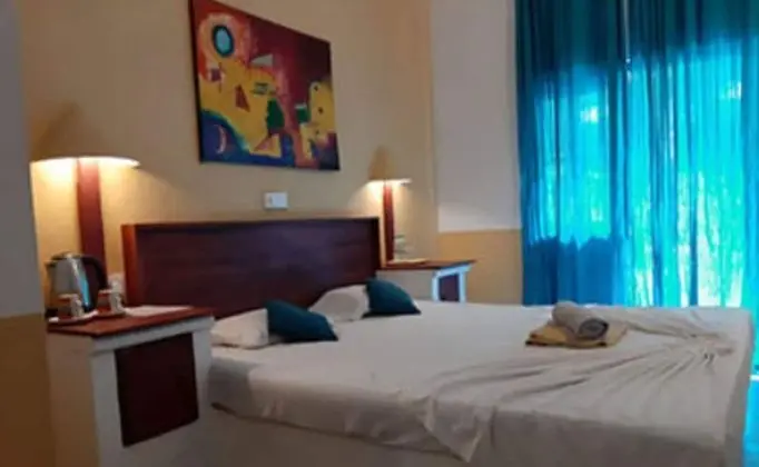 Budget Room