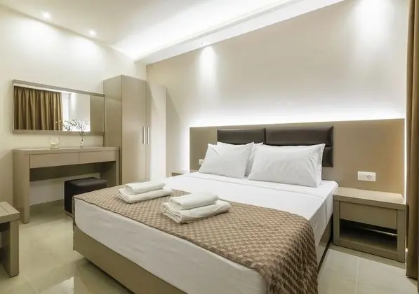 Apart Daire, Havuz Manzaralı