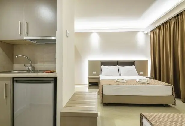 Apart Daire, Havuz Manzaralı