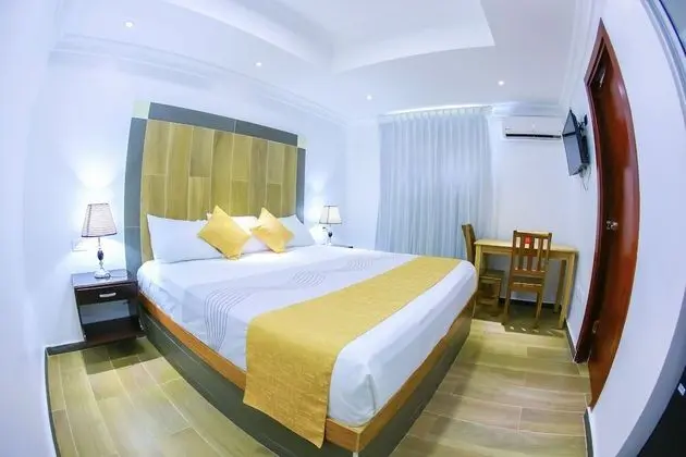 Deluxe Tek Büyük Yataklı Oda