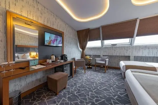 Superior Family Room