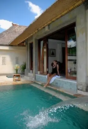 Executive Villa (Garden Pool)
