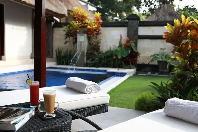 Executive Villa (Garden Pool)