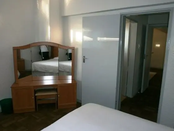 Standard Apart Daire, 2 Yatak Odası (Self Catering & Self Servicing)